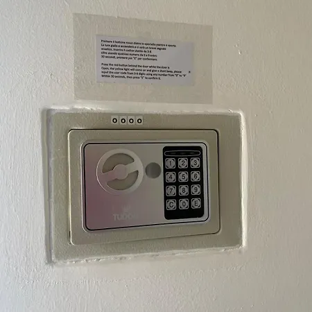 Con Bagno E Balcone Privato Gæstehus *