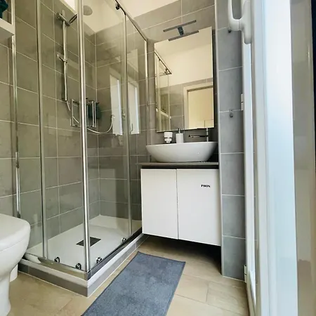 Comfort Matrimoniale Con Bagno E Zona Cottura *