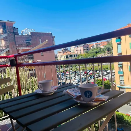 Comfort Matrimoniale Con Bagno E Zona Cottura Chiavari
